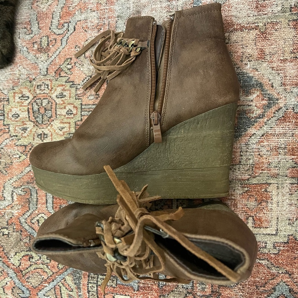 Sbicca wedges